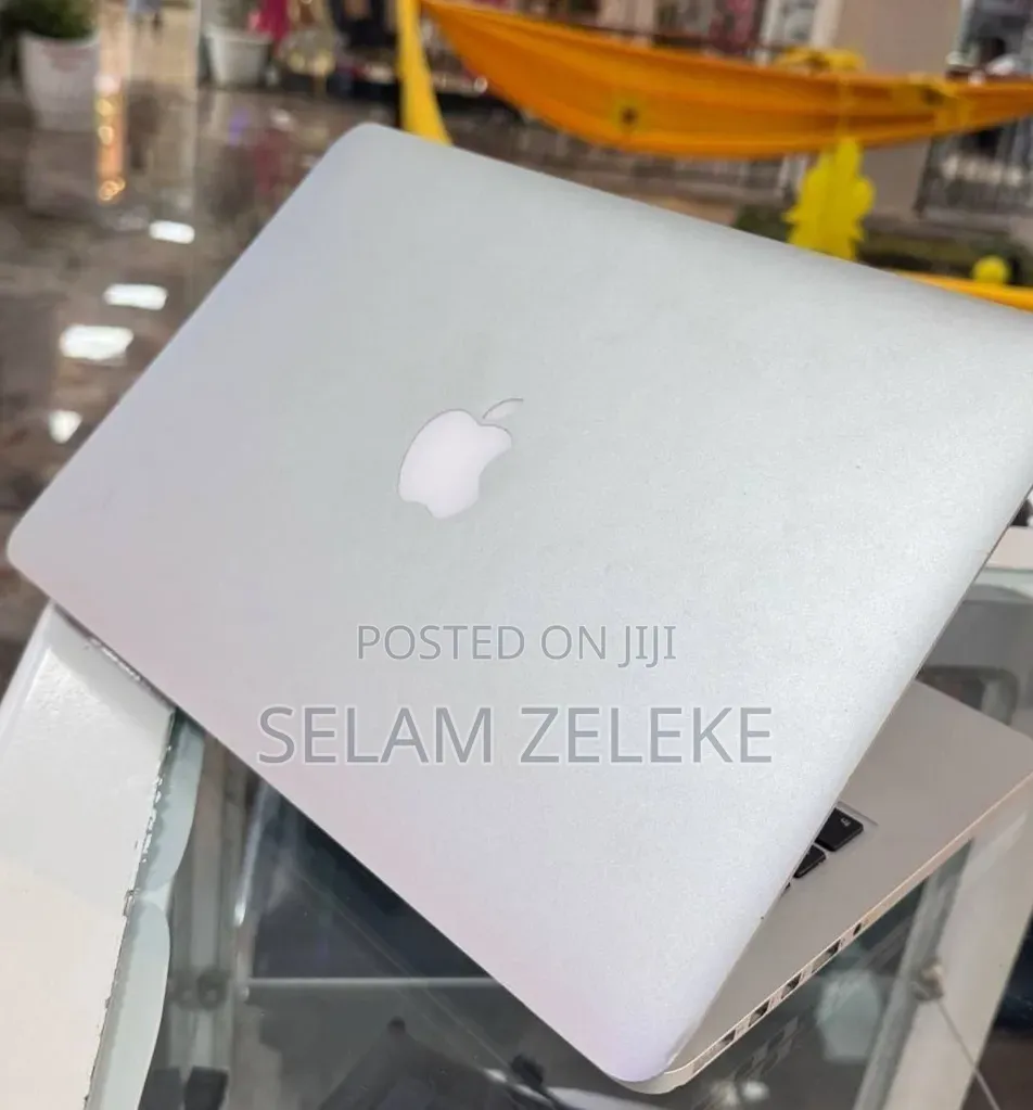 New Laptop Apple MacBook Air 2015 16GB Intel Core i5 SSD 256GB