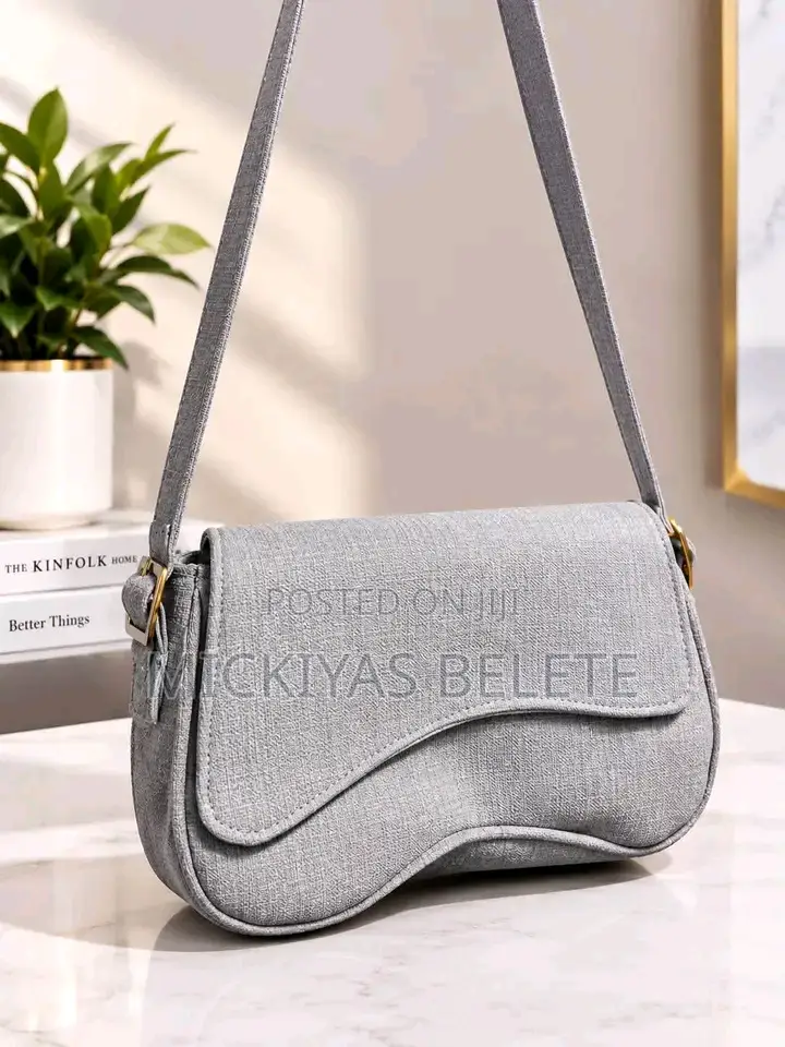 Ladies' Bags (ቦርሳዎች)