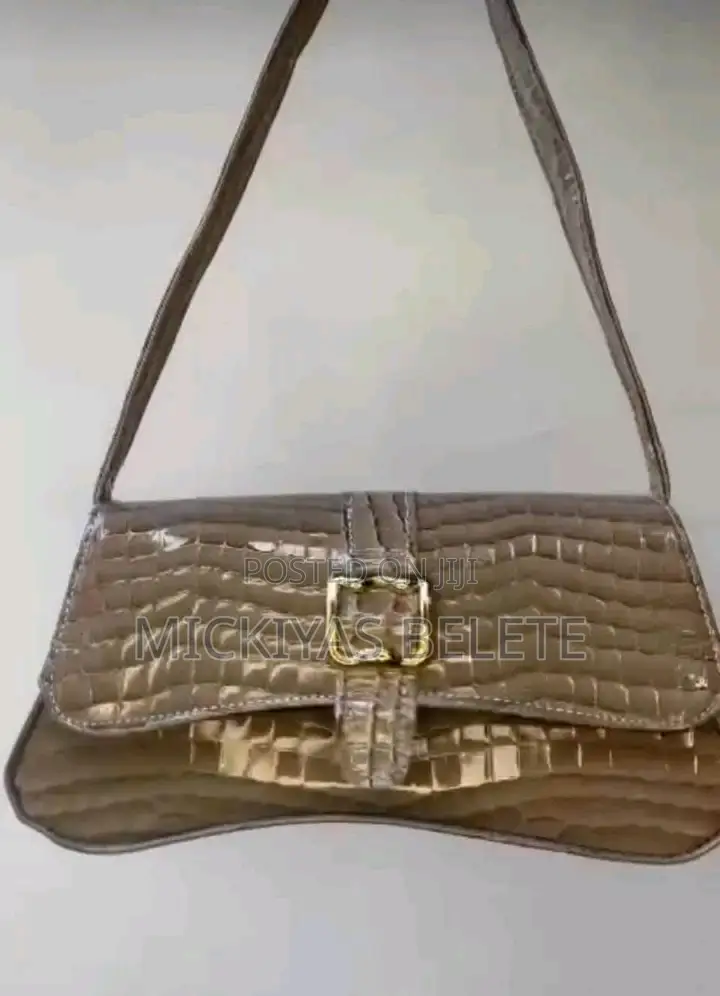 Ladies' Bags (ቦርሳዎች)