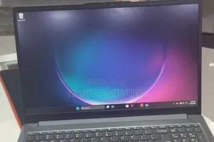 New Laptop Lenovo LOQ 15AHP10 16GB Intel Core i5 SSD 512GB