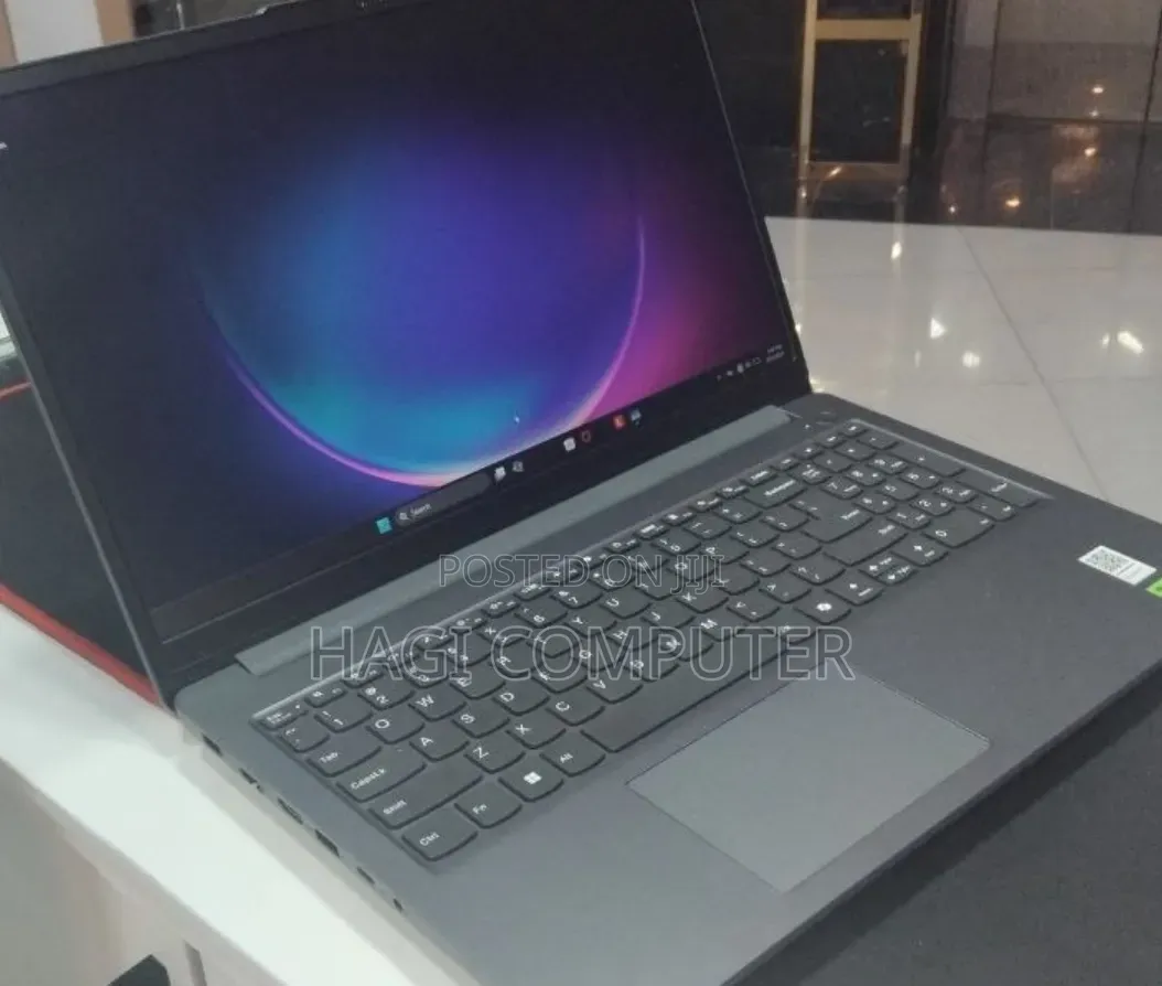 New Laptop Lenovo LOQ 15AHP10 16GB Intel Core i5 SSD 512GB