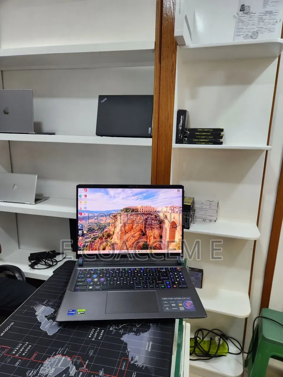 New Laptop MSI Vector GP68 HX 13V 16GB Intel Core i9 SSD 1T