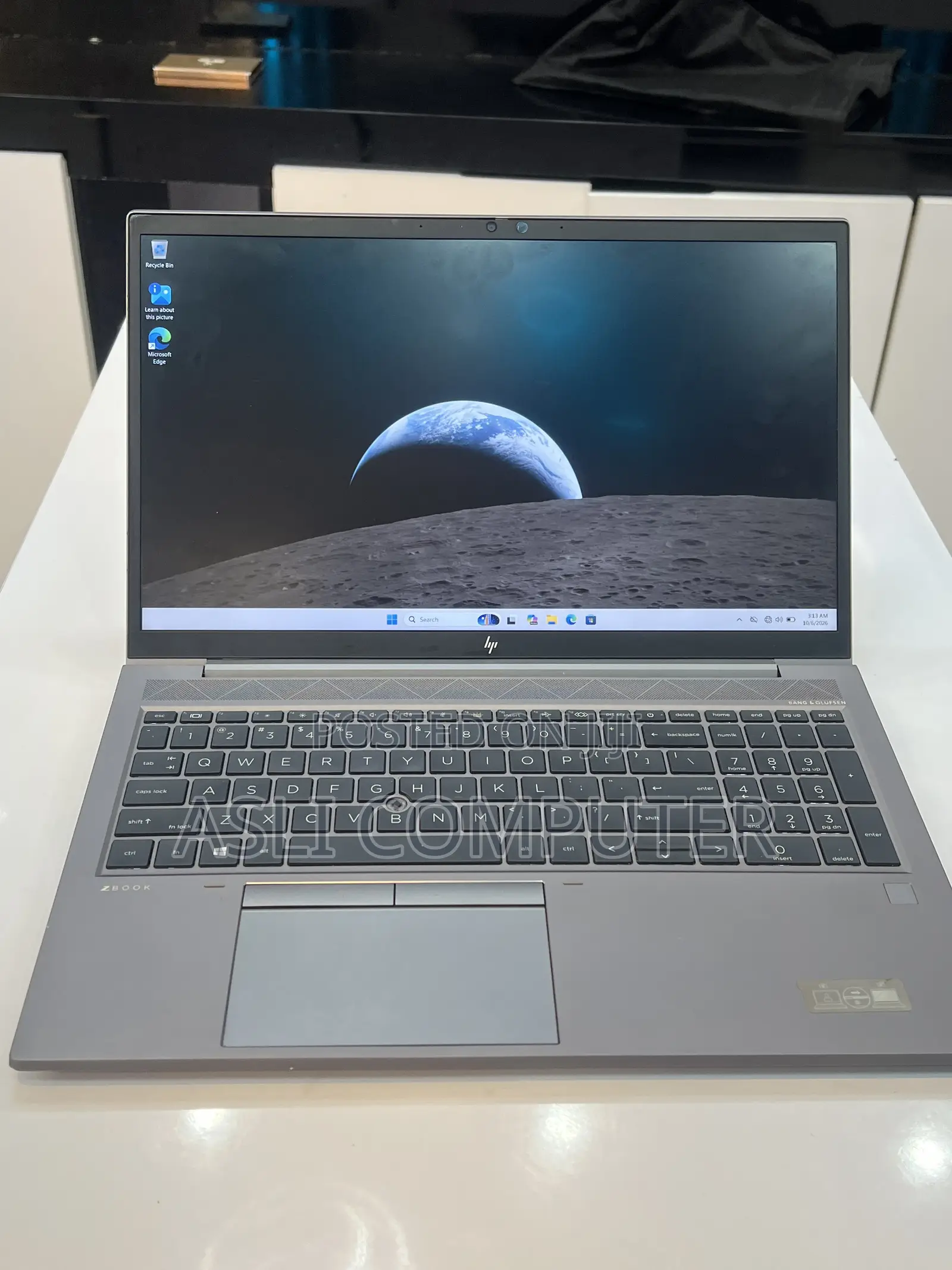New Laptop HP ZBook 15 16GB Intel Core i5 SSD 512GB