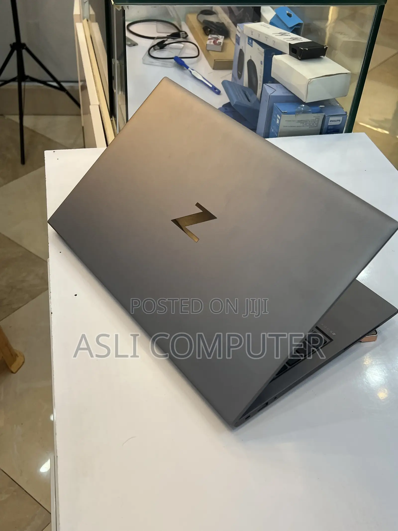 New Laptop HP ZBook 15 16GB Intel Core i5 SSD 512GB