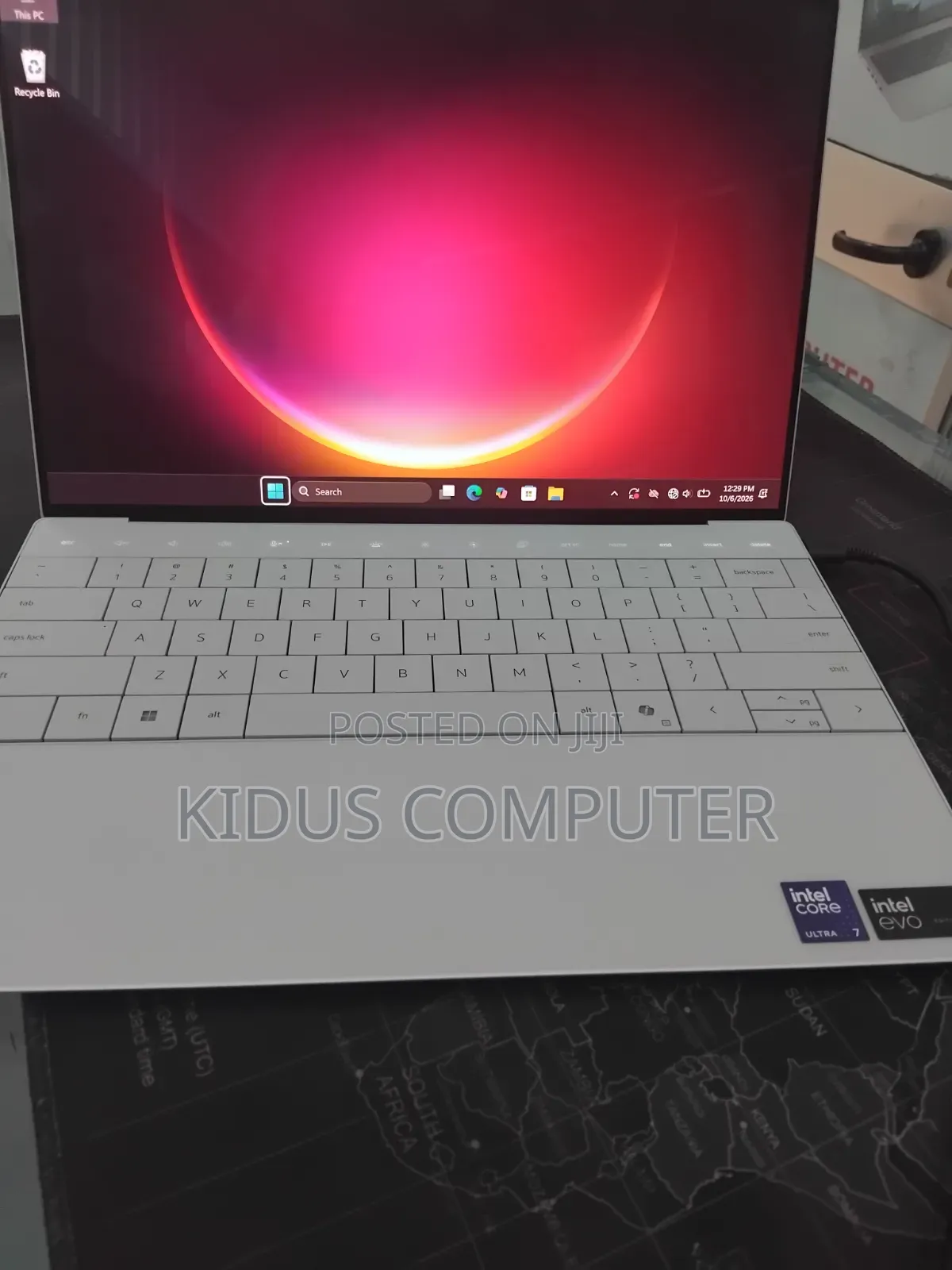 New Laptop Dell XPS 13 16GB Intel Core Ultra 7 SSD 512GB
