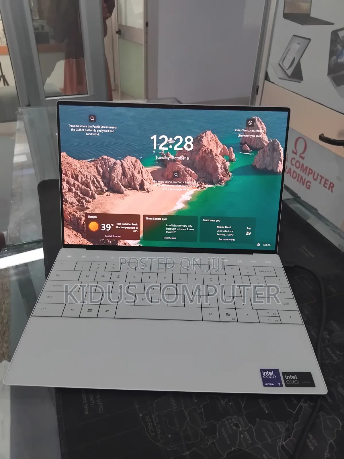 New Laptop Dell XPS 13 16GB Intel Core Ultra 7 SSD 512GB