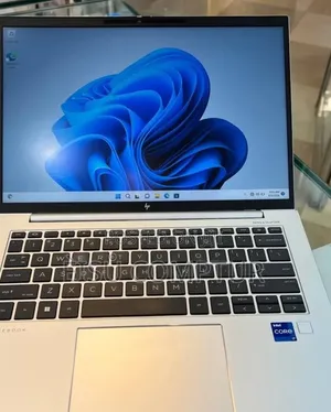 New Laptop HP EliteBook 840 G9 16GB Intel Core i7 SSD 512GB