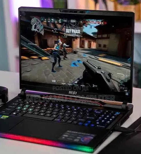 New Laptop MSI Raider GE68HX 13VI-202US 32GB Intel Core i9 SSD 1T