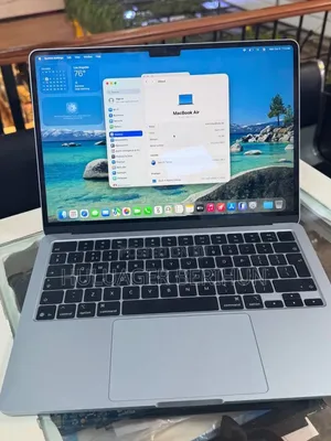New Laptop Apple MacBook Air 2025 M4 16GB Apple M4 SSD 256GB