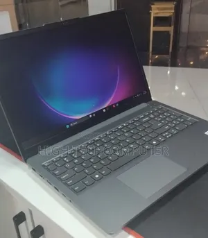 New Laptop Lenovo LOQ 15ARP9 16GB Intel Core i5 SSD 512GB