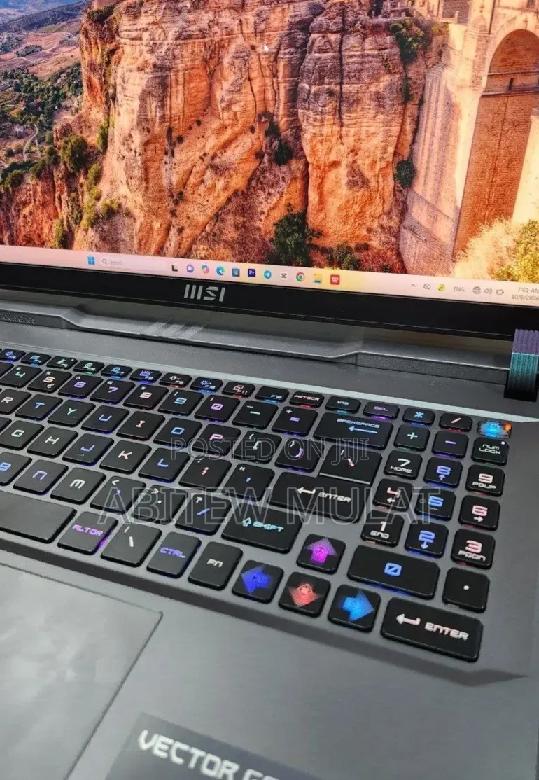 New Laptop MSI Vector GP68 HX 13V 16GB Intel Core i9 SSD 1T