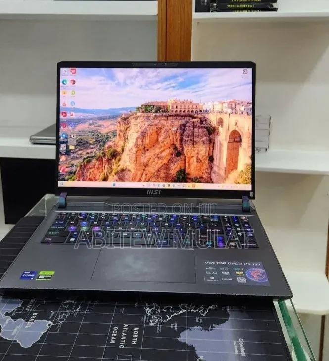 New Laptop MSI Vector GP68 HX 13V 16GB Intel Core i9 SSD 1T