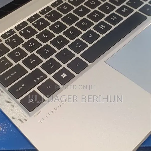 New Laptop HP EliteBook 1040 G8 16GB Intel Core i7 SSD 1T