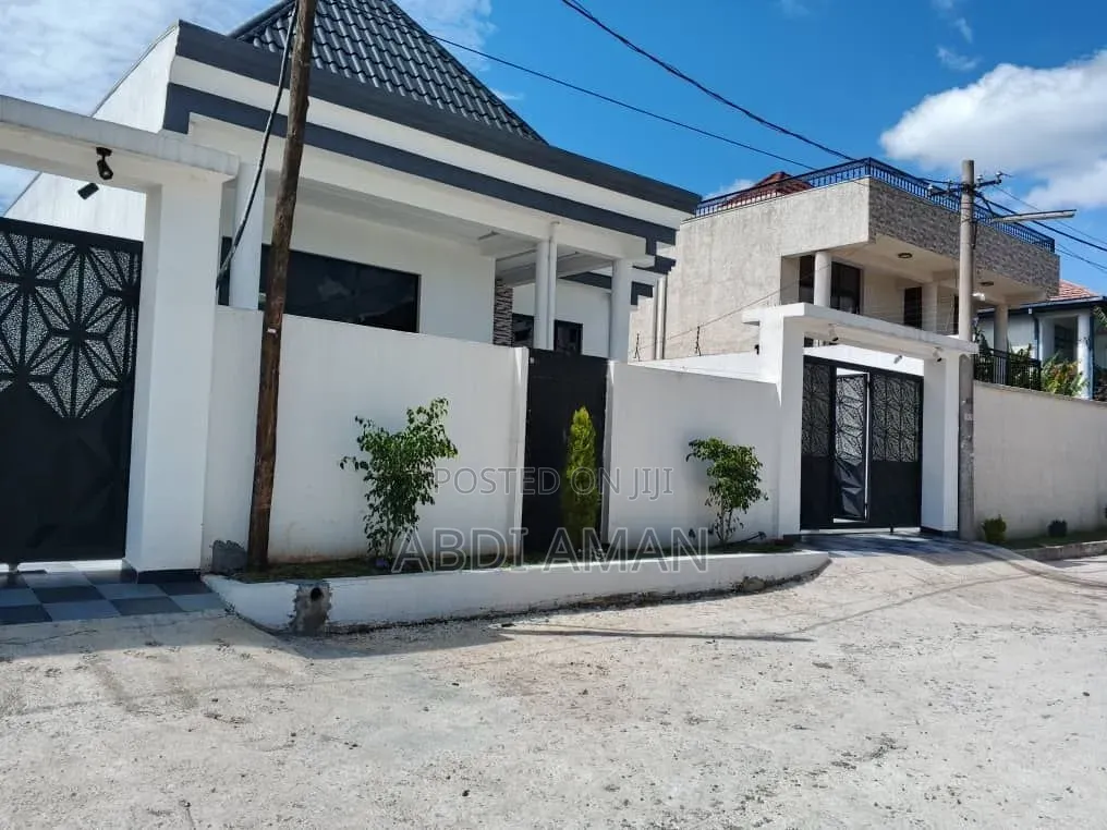 Furnished 5bdrm Villa in Abdi, Bole for sale