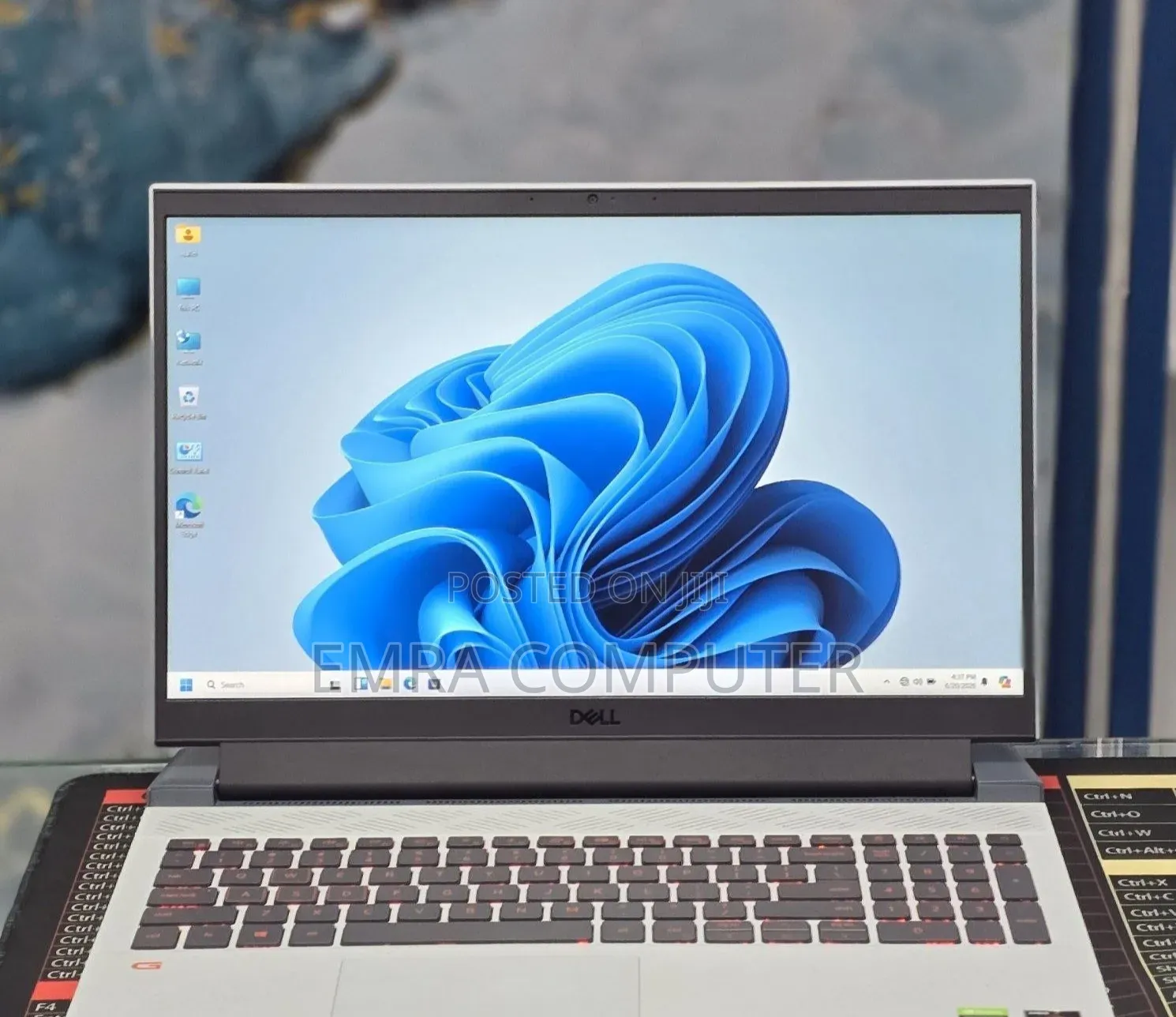 New Laptop Dell 16GB AMD Ryzen 7 SSD 512GB