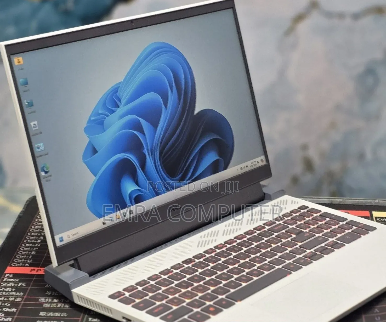 New Laptop Dell 16GB AMD Ryzen 7 SSD 512GB