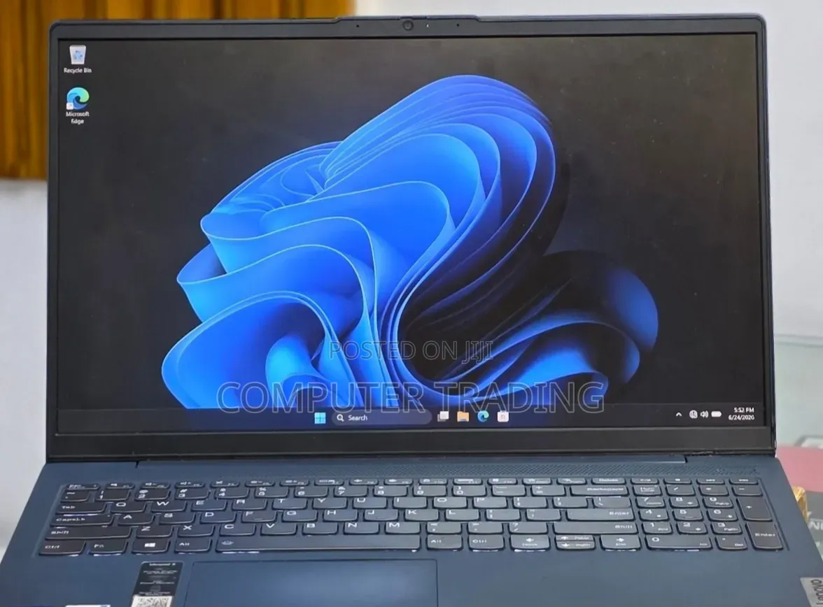 New Laptop Lenovo Ideapad 3 12GB Intel Core i7 SSD 512GB
