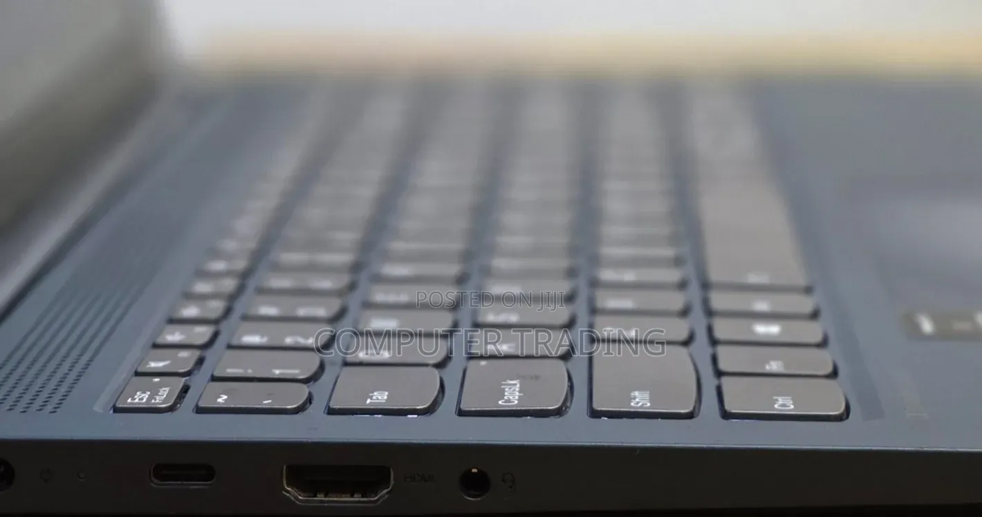 New Laptop Lenovo Ideapad 3 12GB Intel Core i7 SSD 512GB