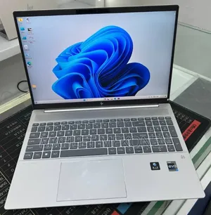 New Laptop HP Pavilion 17 16GB Intel Core i7 SSD 1T