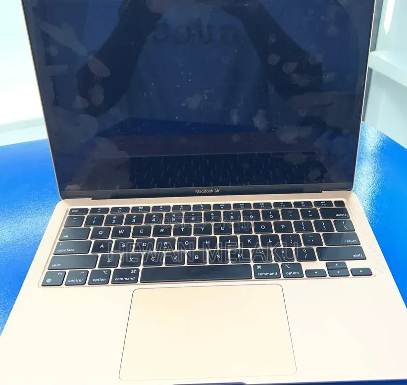 New Laptop Apple MacBook Air 2020 M1 8GB Apple M1 SSD 256GB