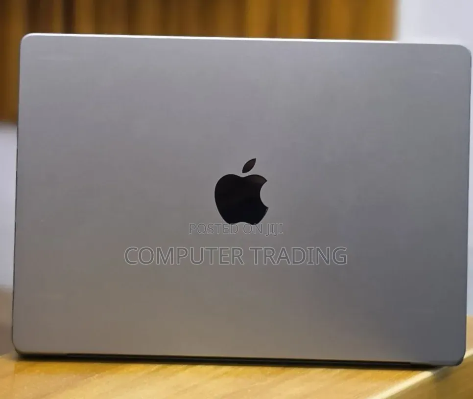 New Laptop Apple MacBook Pro 2021 M1 32GB Intel Core i7 SSD 512GB