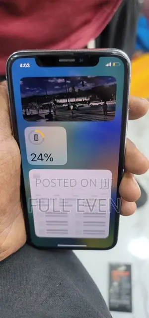 Apple iPhone X 256 GB White
