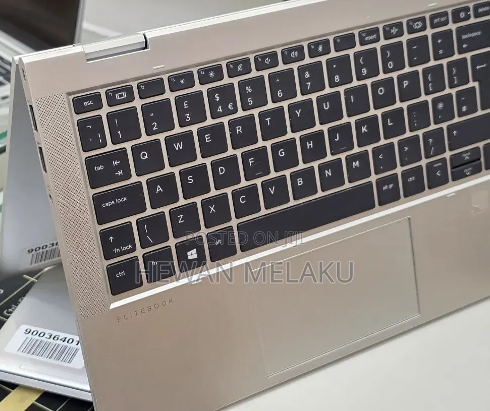 New Laptop HP EliteBook 830 G8 16GB Intel Core i5 SSD 512GB