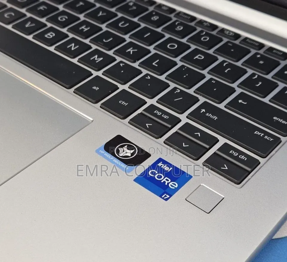 New Laptop HP EliteBook 840 10 16GB Intel Core i7 SSD 1T