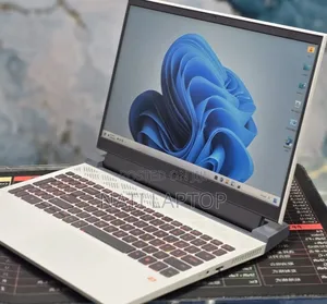 New Laptop Dell 16GB AMD Ryzen 7 SSD 512GB