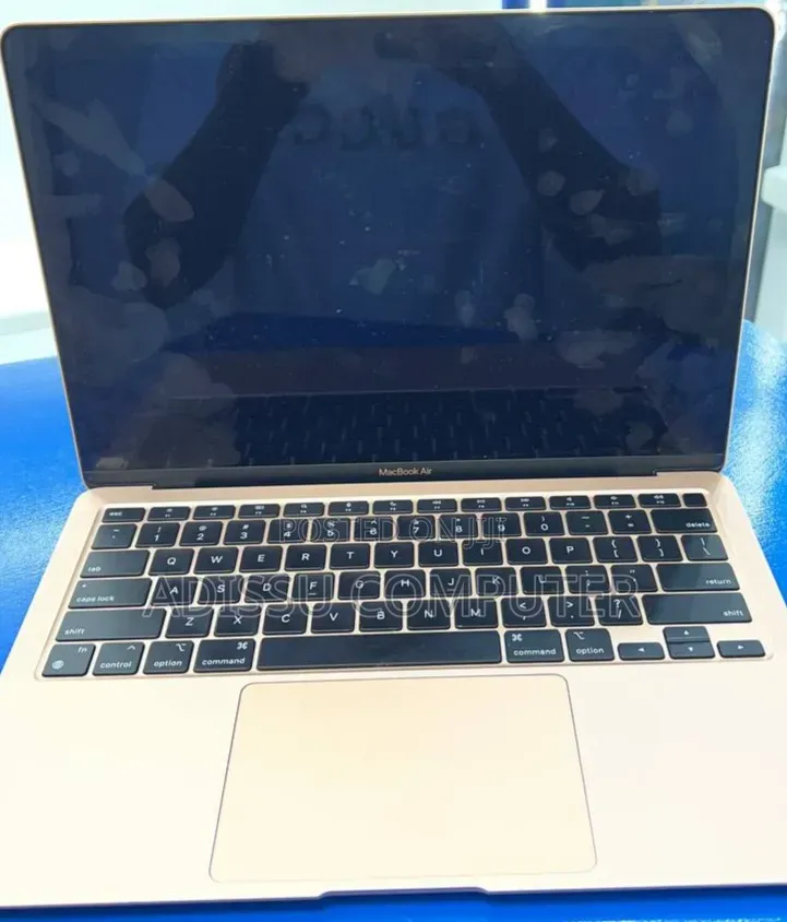 New Laptop Apple MacBook Air 2022 M2 8GB Apple M2 SSD 256GB