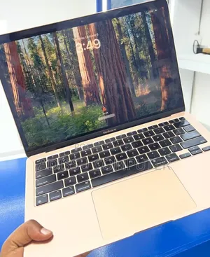 New Laptop Apple MacBook Air 2022 M2 8GB Apple M2 SSD 256GB