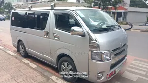 Toyota HiAce 2007 Silver