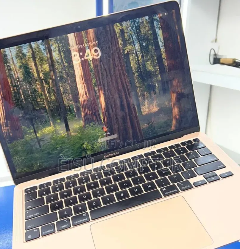 New Laptop Apple MacBook Air 2020 M1 8GB Apple M1 SSD 256GB