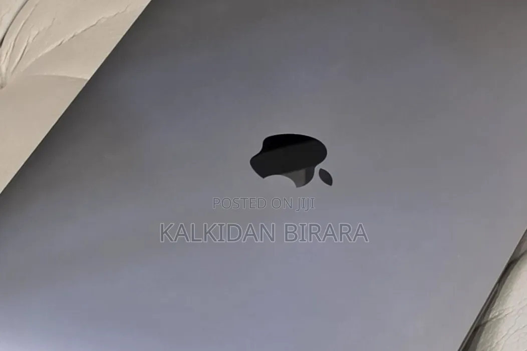 New Laptop Apple MacBook Air 2020 M1 16GB Apple M1 SSD 512GB