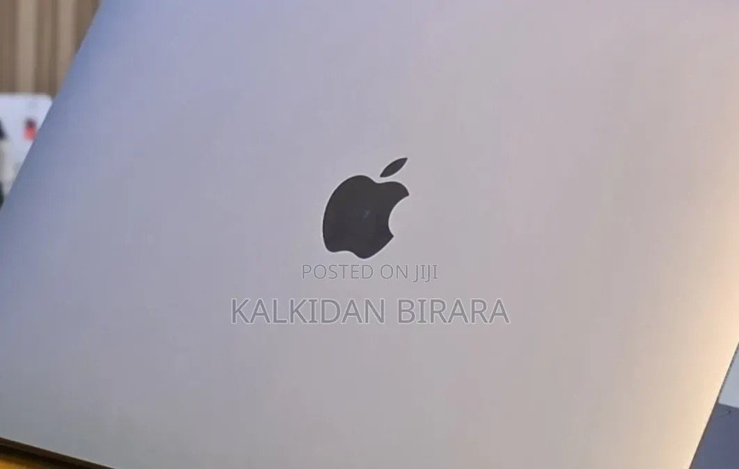 New Laptop Apple MacBook Air 2020 M1 16GB Apple M1 SSD 512GB