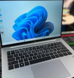 New Laptop HP EliteBook 840 G10 16GB Intel Core i7 SSD 512GB