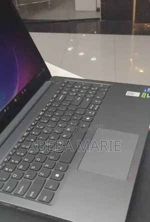 New Laptop Lenovo LOQ 15IRH8 16GB Intel Core i5 SSD 512GB