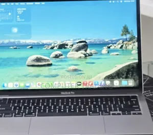 New Laptop Apple MacBook Pro 2022 M2 16GB Intel Core i7 SSD 256GB