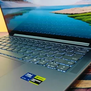 New Laptop Lenovo 16GB Intel Core Ultra 9 SSD 512GB