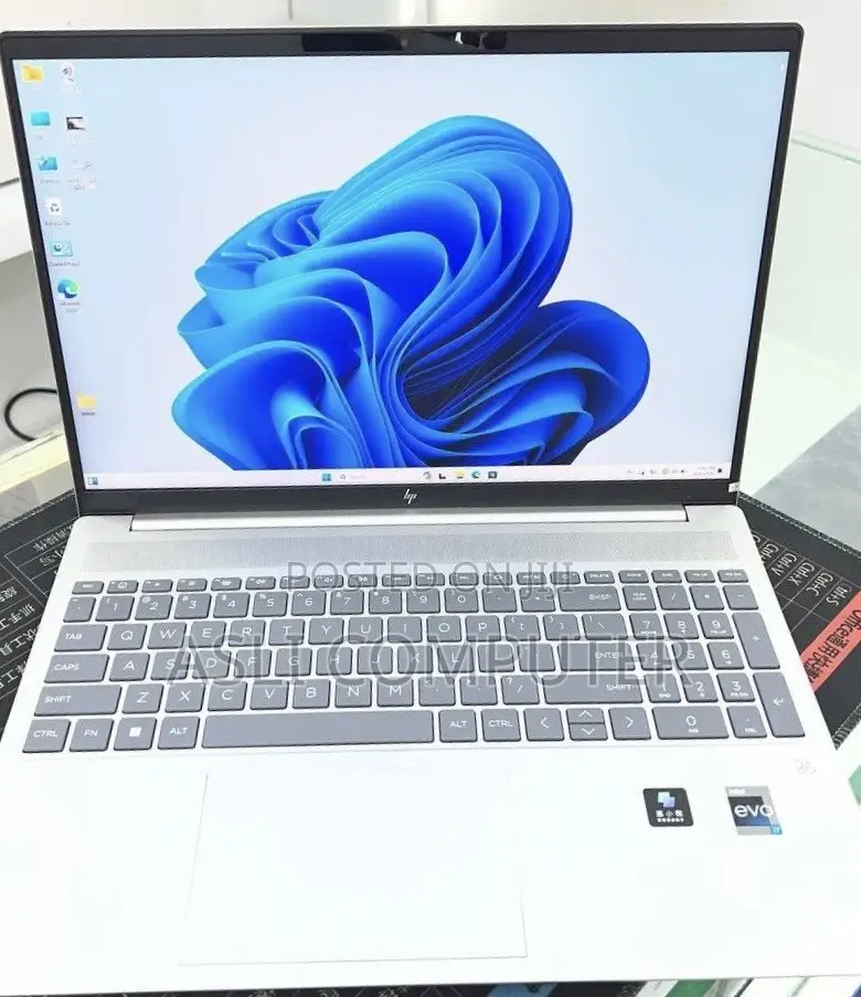 New Laptop HP Pavilion 15 16GB Intel Core i7 SSD 1T