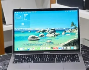 New Laptop Apple MacBook Pro 2022 M2 16GB Apple M2 SSD 256GB