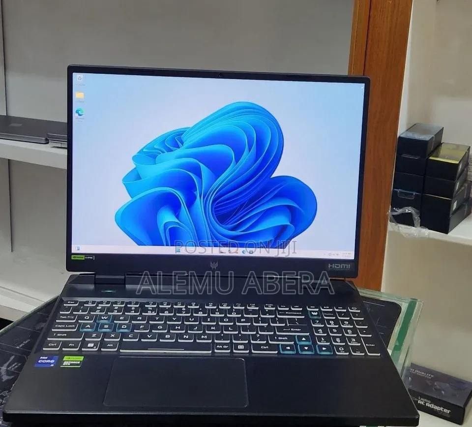New Laptop Acer Predator Helios 300 16GB Intel Core i9 SSD 1T