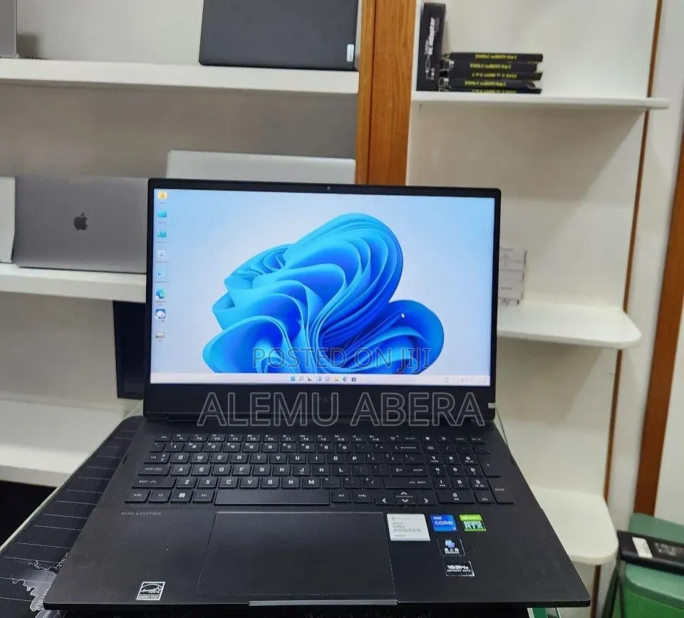 New Laptop HP Omen 16 16GB Intel Core i7 SSD 512GB