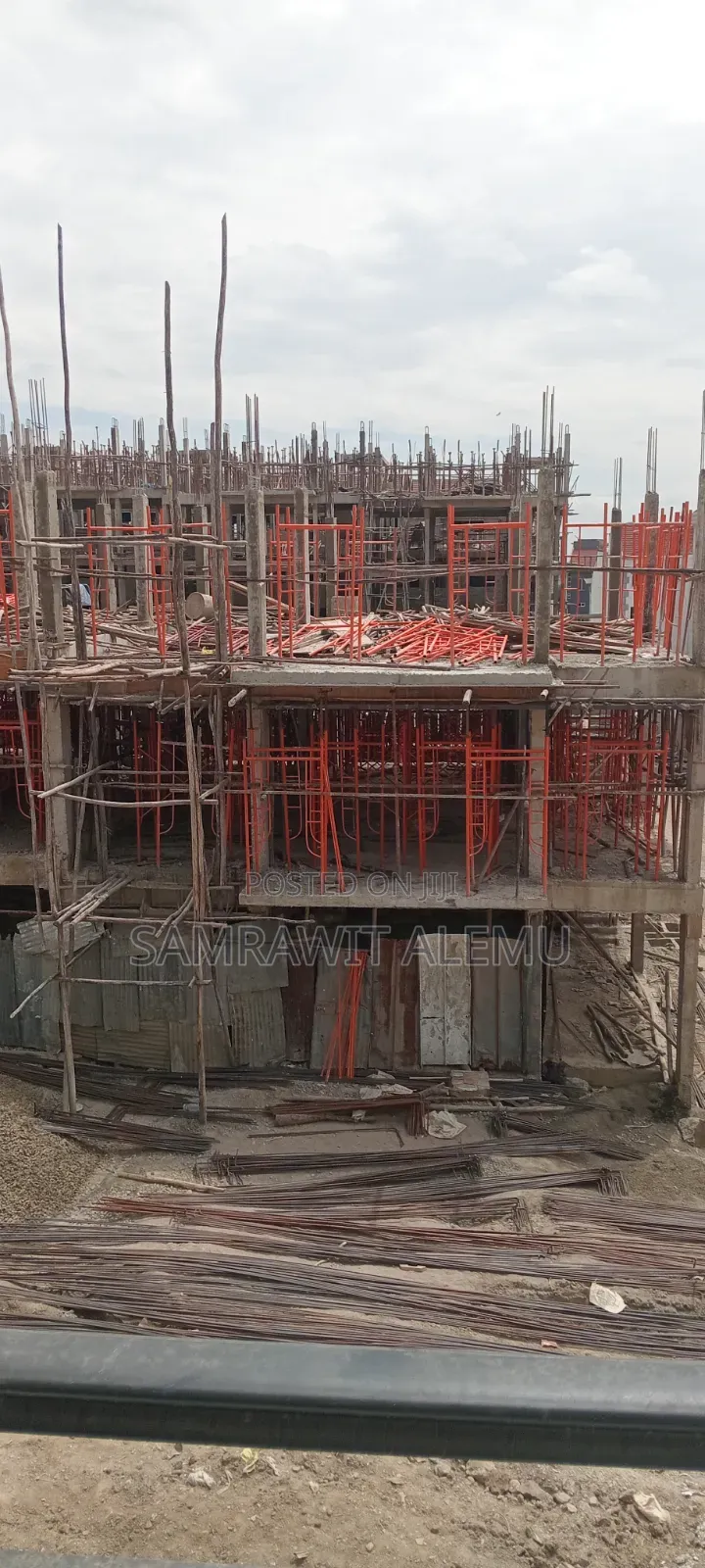3bdrm Apartment in Metero Eralesteat, Bole for sale