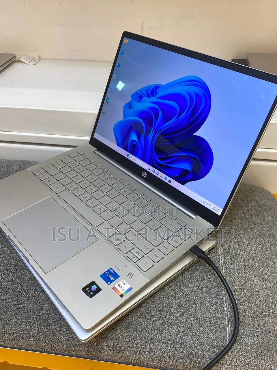 New Laptop HP Pavilion 14 16GB Intel Core i7 SSD 512GB