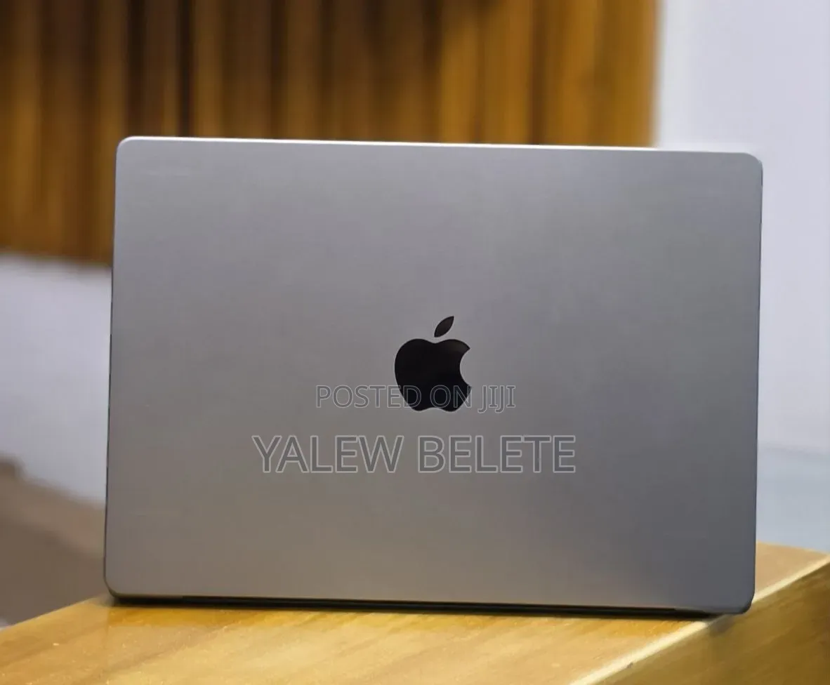 New Laptop Apple MacBook Pro 32GB Apple M1 SSD 512GB