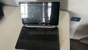 Laptop HP Pavilion 14 4GB Intel SSD 500GB
