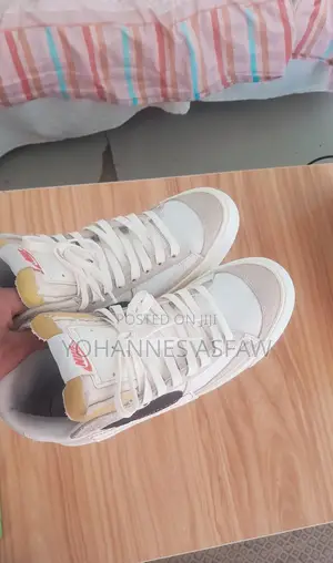Nike Blazer Mid 77 Pro Club White Black Light Bone Summit White