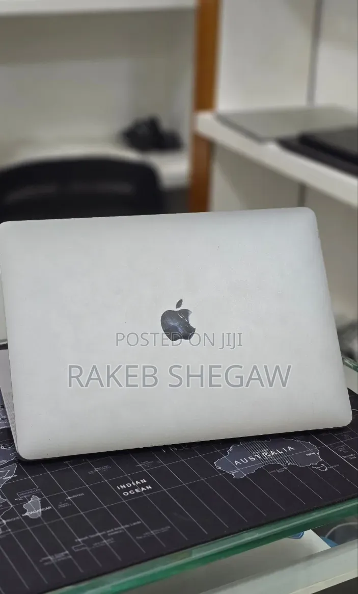 New Laptop Apple MacBook Air 2020 M1 8GB Apple M1 SSD 512GB