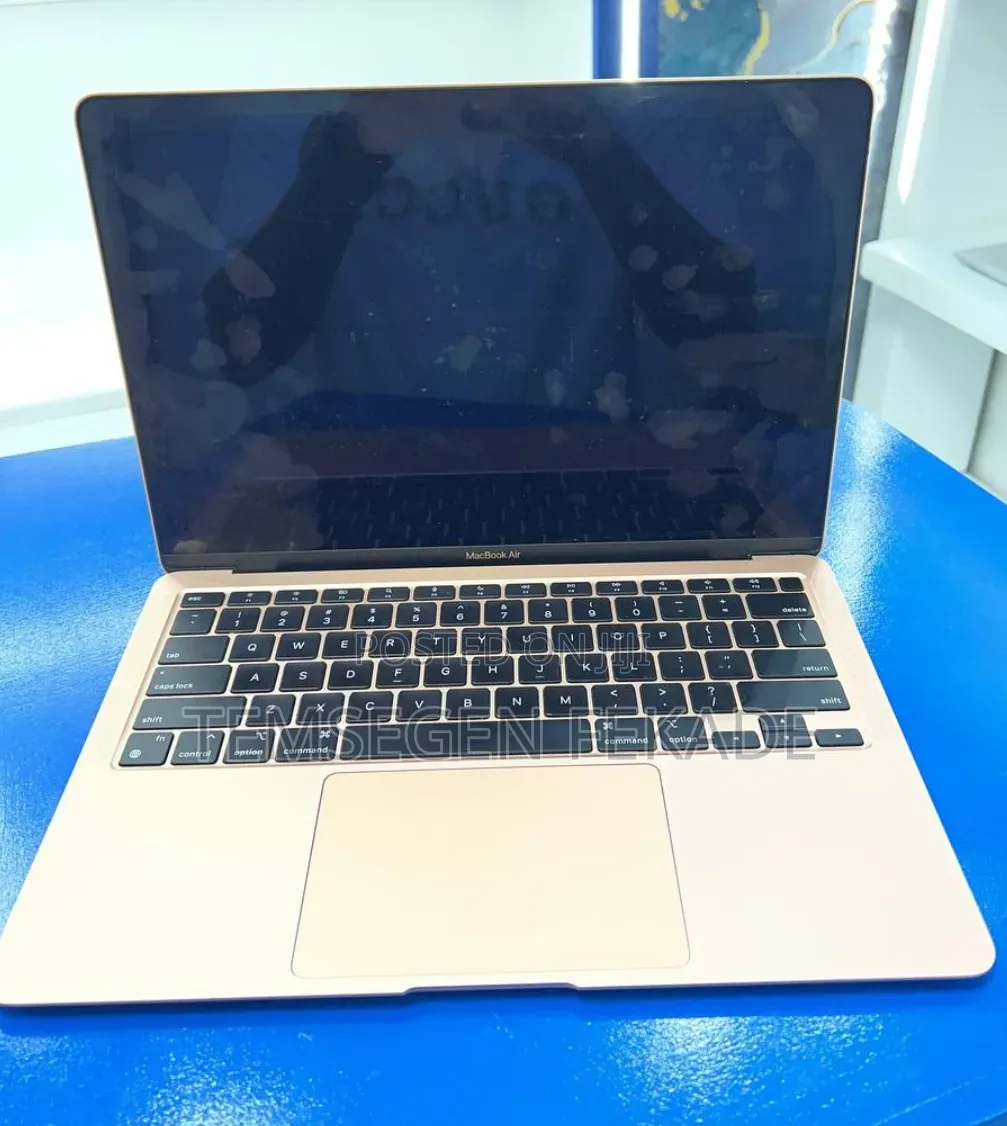 New Laptop Apple MacBook Air 2020 M1 8GB Apple M1 SSD 256GB
